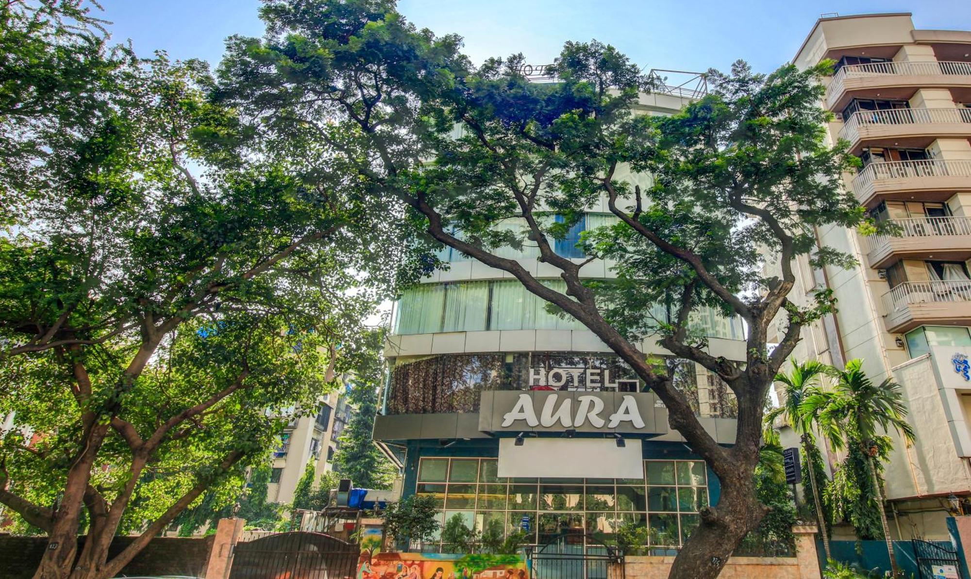 גוראי Hotel Aura - Near Malad Link Road מראה חיצוני תמונה